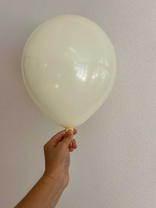 Latex Balloons 10 Pack – Butter Yellow