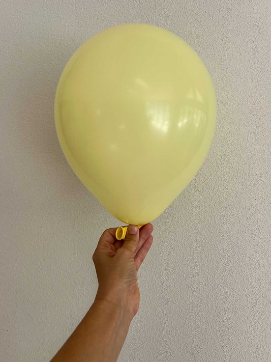 Latex Balloons 10 Pack – Lemon Yellow